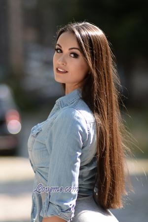 164047 - Veronica Alter: 28 - Ukraine