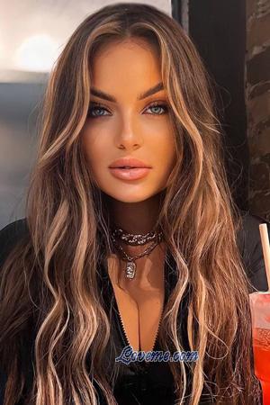 214680 - Ivanna Alter: 25 - Ukraine