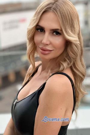 222678 - Nadiia Alter: 47 - Ukraine