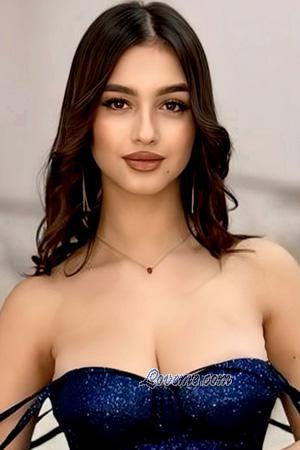 223368 - Nadiya Alter: 18 - Ukraine