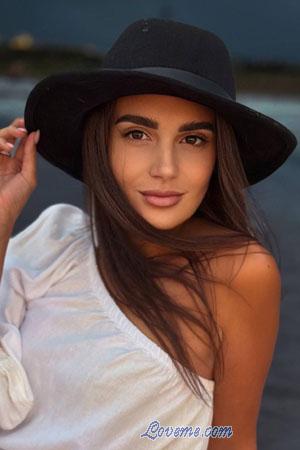 224232 - Maryna Alter: 29 - Ukraine