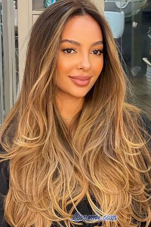 224384 - Lara Alter: 27 - Brazil