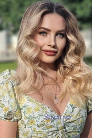 224425 - Sabina Alter: 34 - Ukraine