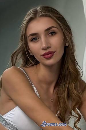 224460 - Anastasia Alter: 23 - Ukraine