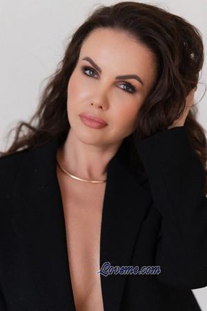 224555 - Anna Alter: 40 - Ukraine