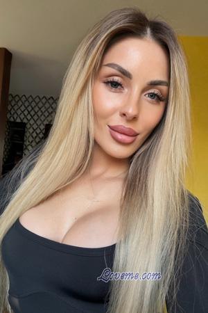 224586 - Kristina Alter: 36 - Ukraine