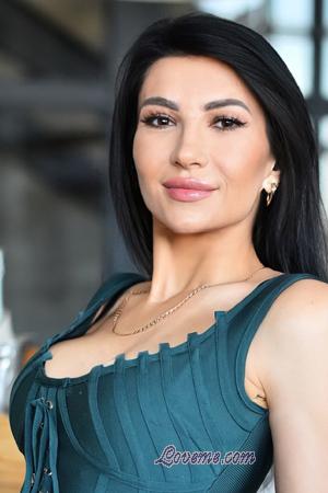 225257 - Yuliia Alter: 47 - Ukraine