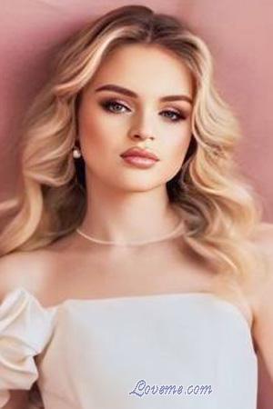 225258 - Olesia Alter: 18 - Ukraine