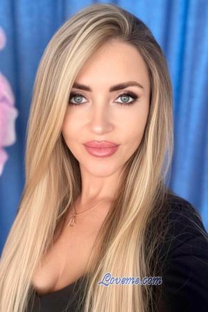 225271 - Valentina Alter: 42 - Ukraine