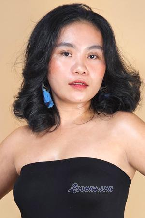 225452 - Rochelle Alter: 25 - Philippinen