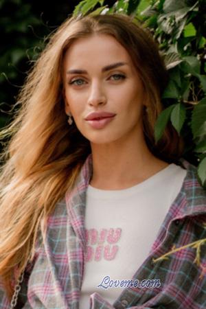 225667 - Valentina Alter: 30 - Ukraine