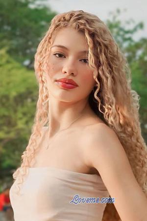 225773 - Adriana Alter: 22 - Kolumbien