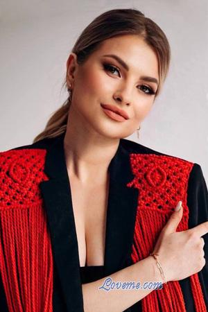 226374 - Iryna Alter: 32 - Ukraine