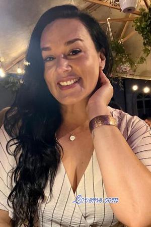 226555 - Kate Alter: 43 - Costa Rica