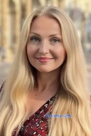 226607 - Anzhela Alter: 55 - Ukraine