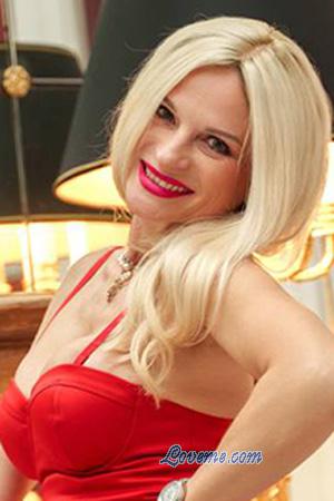 226678 - Julia Alter: 52 - Ukraine