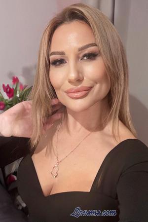 226680 - Tetiana Alter: 53 - Ukraine