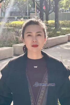 226757 - Tessa Alter: 54 - China