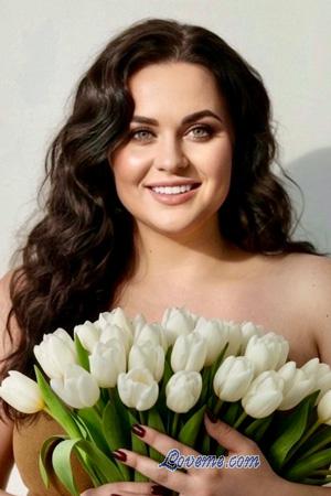 226808 - Lilia Alter: 31 - Ukraine