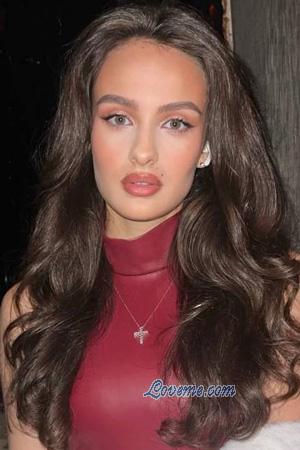 227041 - Yevheniia Alter: 25 - Ukraine