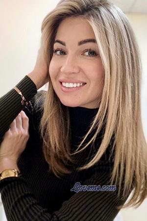227656 - Oksana Alter: 36 - Ukraine