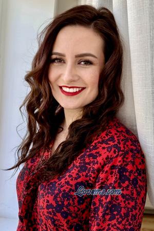 227678 - Myroslava Alter: 30 - Ukraine