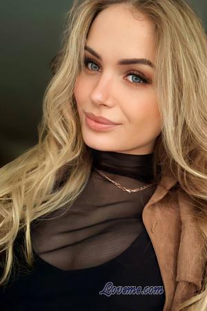 227728 - Anna Alter: 19 - Ukraine