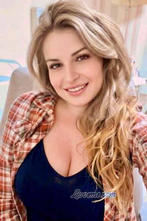 227855 - Olena Alter: 43 - Ukraine