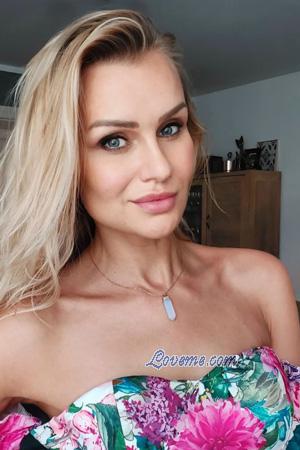 228551 - Agnieszka Iwona Alter: 43 - Polen