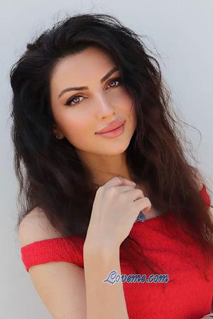 228554 - Nataliia Alter: 39 - Ukraine