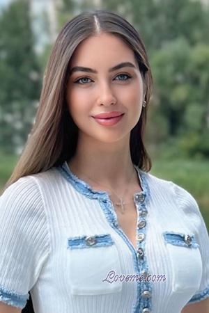 229391 - Anastasiia Alter: 24 - Ukraine