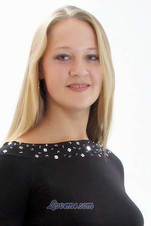 57753 - Katerina Alter: 24 - Ukraine