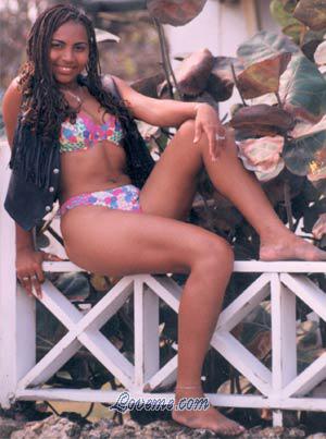 63729 - Gina Liz Alter: 30 - Kolumbien