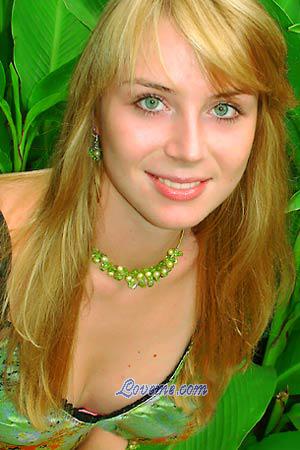 75784 - Anna Alter: 22 - Ukraine